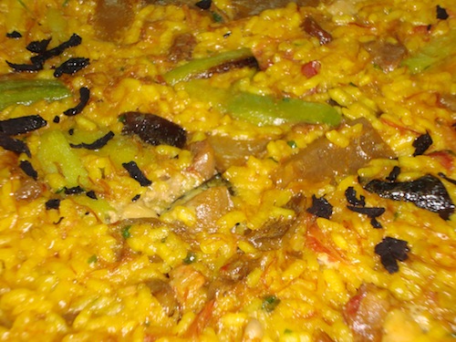 Restaurante La Plaza Arroz de pato deshuesado con ajetes y foie al aroma de trufa. Especialidad